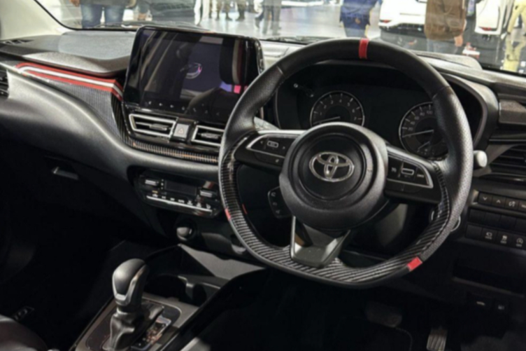 强劲动力 四驱系统,丰田锐志再升级