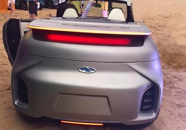 奇瑞小蚂蚁敞篷版实车亮相五菱得抓紧啊