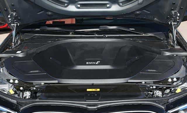 宝马加入价格战i3降价1201万56秒破百340匹马力