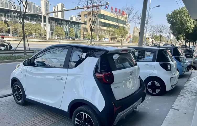 奇瑞新能源开始发力了小蚂蚁最低仅需559万小体积却有大能量