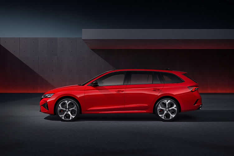 斯柯达推出全新octaviars系列强调运动感和实用性