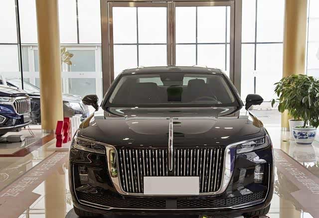 又吊胃口了红旗h9调整为7月15日预售7种颜色四种内饰