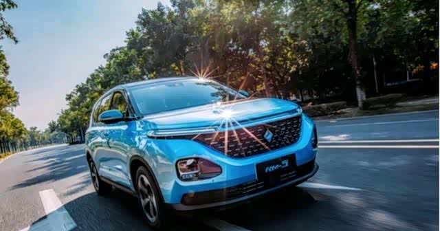 新宝骏rm510万级mpv标杆567座三种座椅布局788万起售