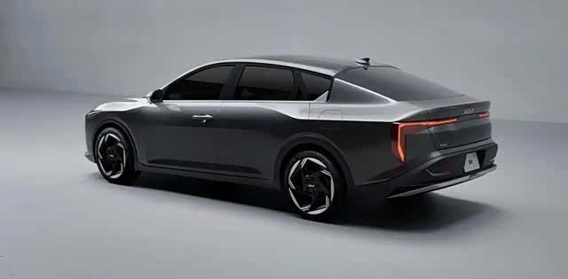 颜值与科技并存:全新起亚k4,年轻化设计引领新潮流?