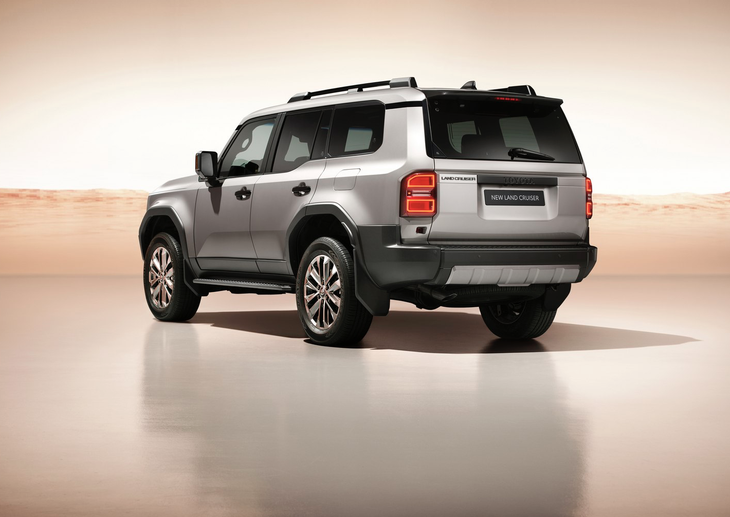 硬钢国产硬派越野车全新一代普拉多预售4757万元