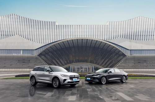 林肯汽车混合动力突破探索林肯z和林肯冒险家引领环保出行新篇