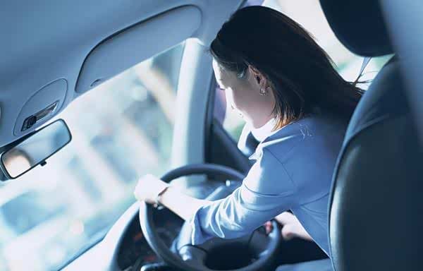 开车上下班只有几公里会不会伤车汽车维修师傅告诉你真相