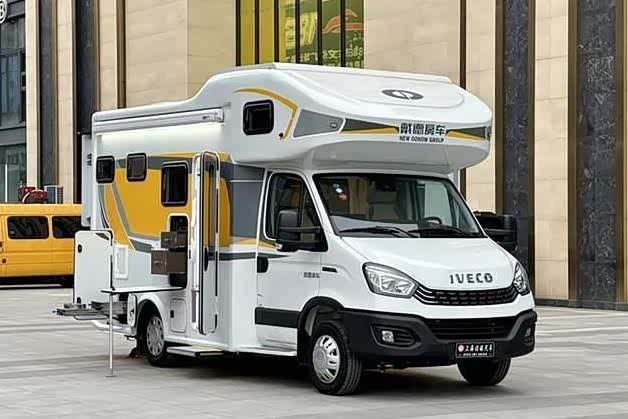 戴德自由风plus 双拓展房车,超大水电配置