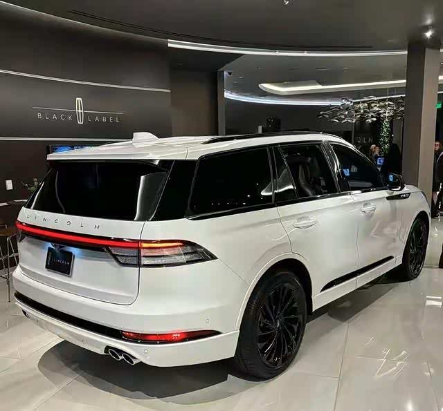 林肯飞行家新款亮相从内到外一触即发的豪华体验