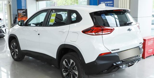 小型suv10万以下图片