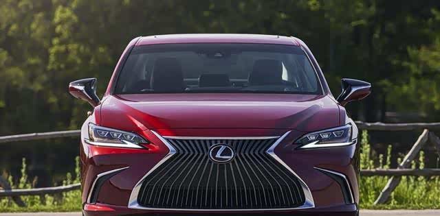 雷克萨斯es200售价2969万元动力够用比较适合女性车主