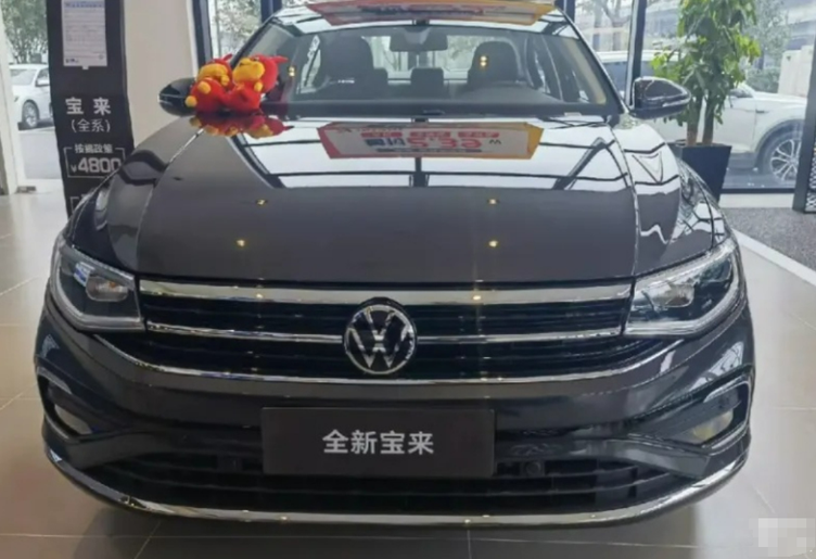 优惠力度大却销量不佳大众宝来面临市场困境如何破局