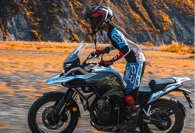 s,售价43,800-47,800元,从上市之初,这台车无极就一直以宝马血统宣传