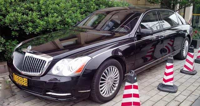 迈巴赫2021年狂卖157万辆中国贡献69一款车漆就需加价十多万