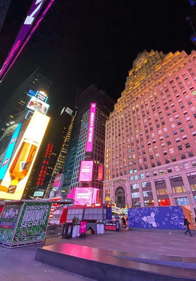 全球热门的跨年倒数地美国纽约时代广场