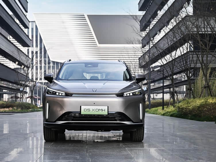 插电混动新选择!荣威d5x dmh动力全面升级