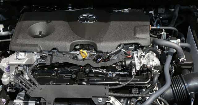 丰田内卷开始,狂降4.3万,18万跌至13万多,2.5l ecvt,油耗5.