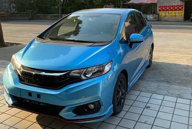 本田家族最保值的代步车6万元起售加一箱油正常能跑700公里