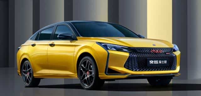 不得不说,东风风神奕炫内里的确丰富,在这个级别的轿车中,能够一跃