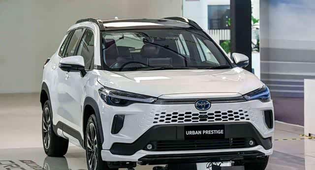 新款丰田卡罗拉cross发布了搭载18l发动机售价约2025万元