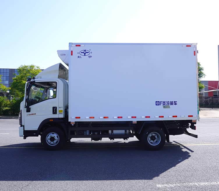 重汽豪沃统帅t5宽体42米冷藏车