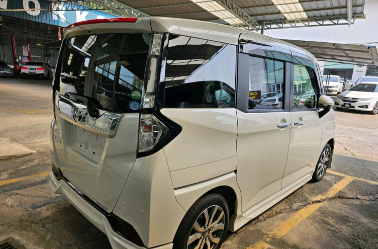 期待国产丰田roomy小型mpv曝光侧滑门设计更实用