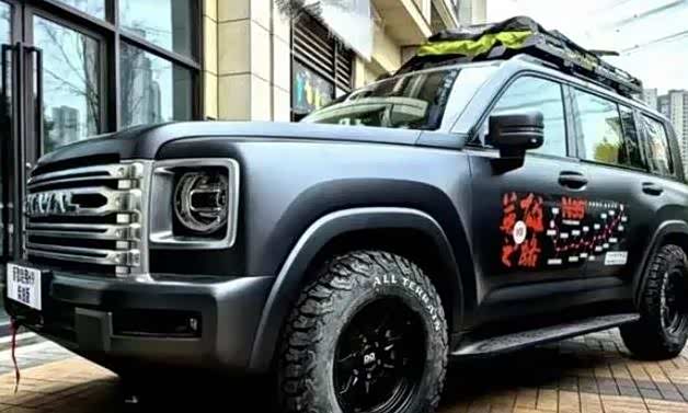 全新一代哈弗"轰9"实车曝光硬派设计与多元动力重塑越野新格局