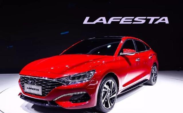 北京现代全球首发亮相了一款吸睛指数超高的高性能轿跑车lafesta