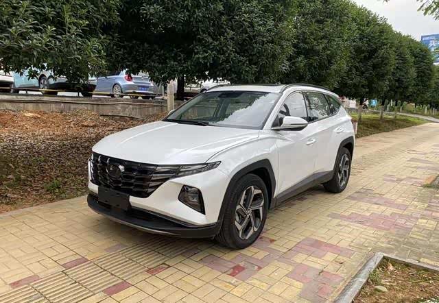 北京现代途胜l1288万起售配15t8at竞争本田crv