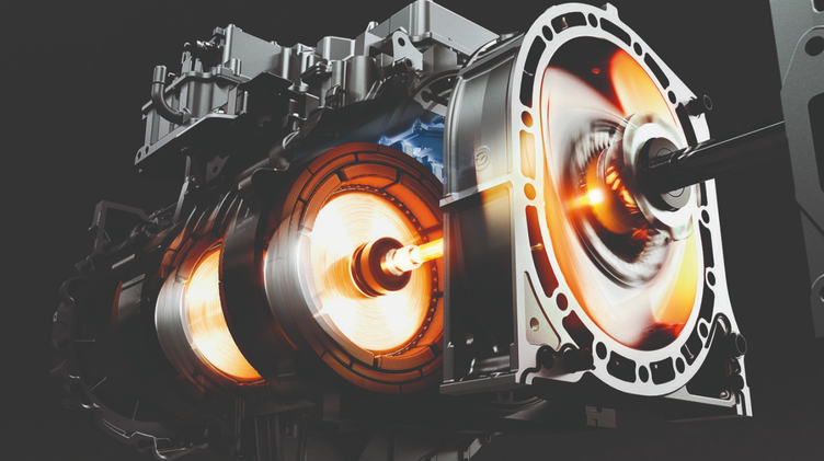 8c转子引擎单个转子的排量是830cc,压缩比为11.