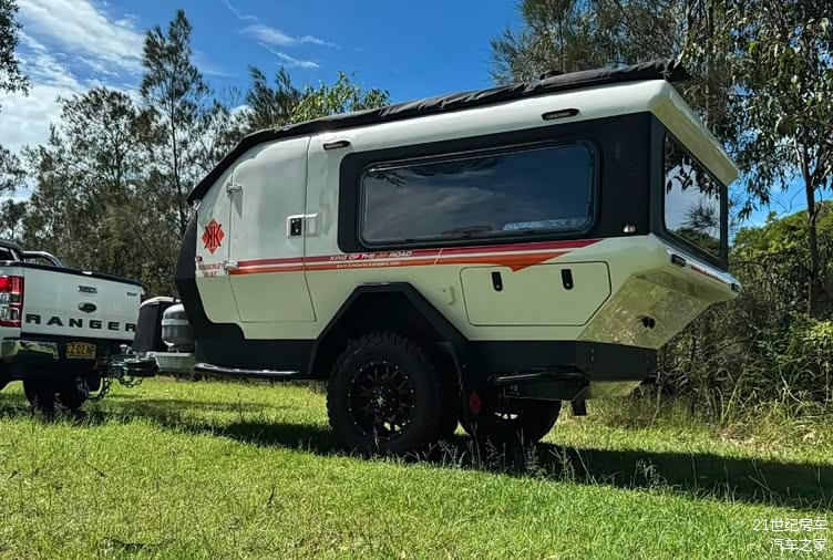 配空气悬架左右双开门澳洲推出kube拖挂房车