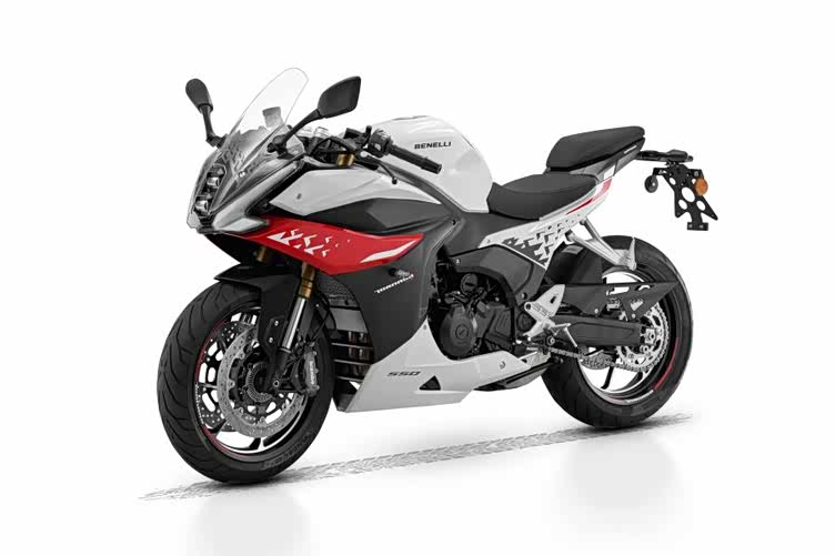 连续十二年国产大排量摩托车销量第一的品牌