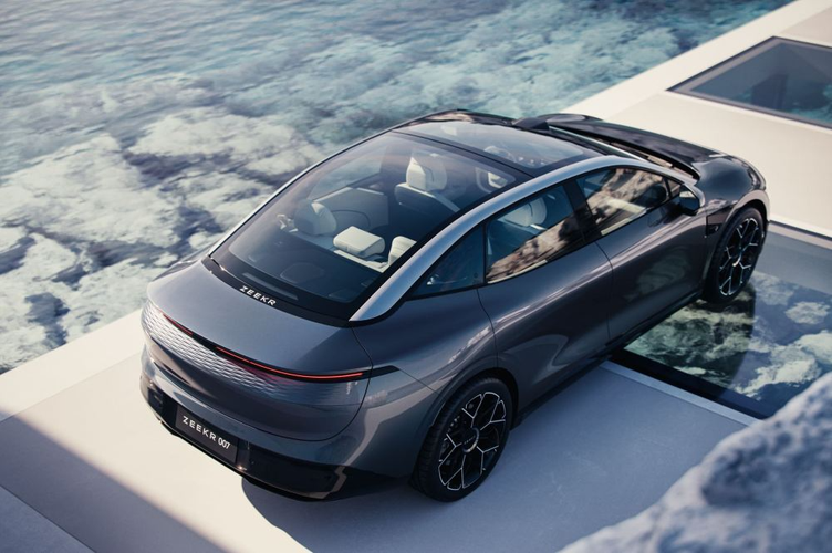 品质与性能并存,三款纯电轿跑推荐给你!