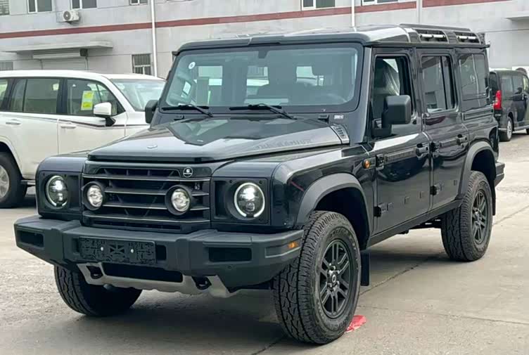新款英力士掷弹兵四驱越野车:探索无界的极致座驾