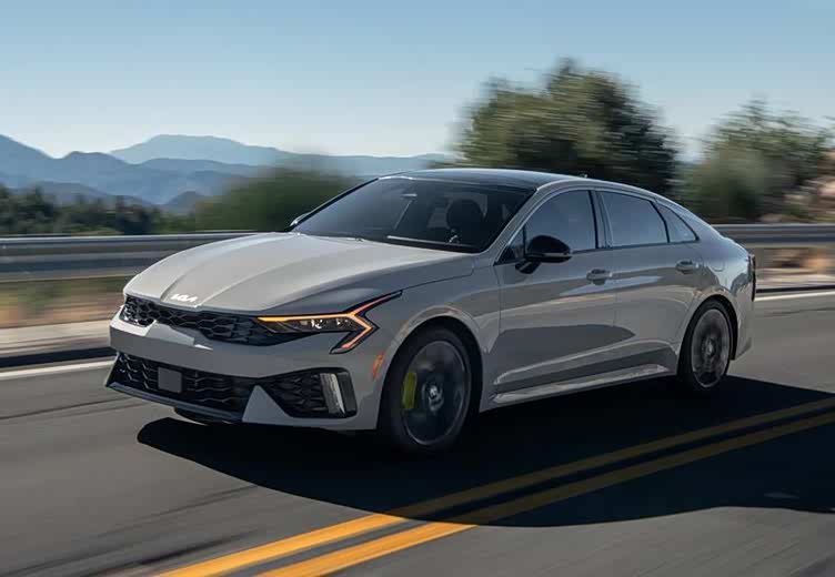 全新美版起亚k5官图发布外观更时尚动感换装全新25l发动机