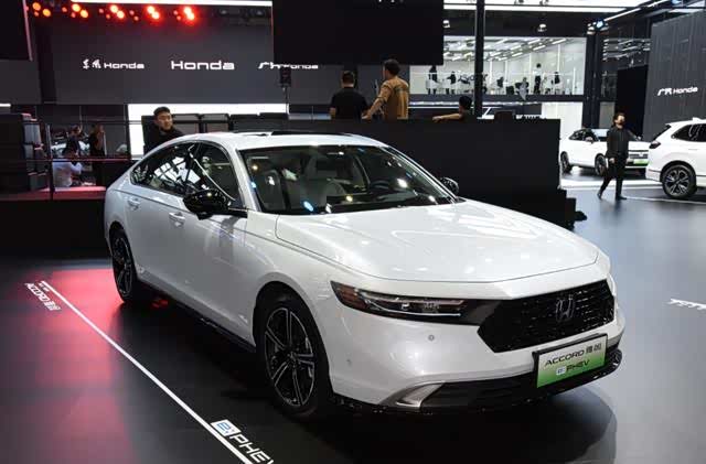 全新雅阁金秋热销新能源巅峰