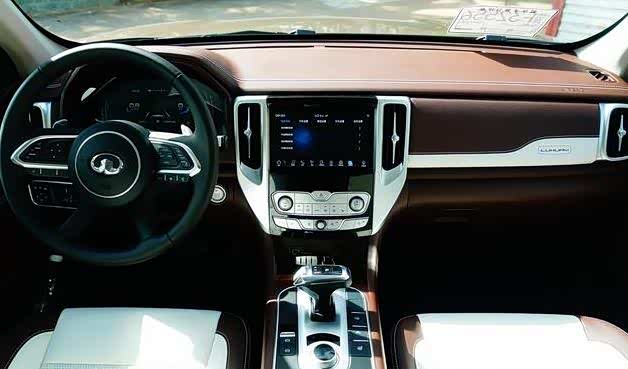 0t柴油版长城炮四驱皮卡