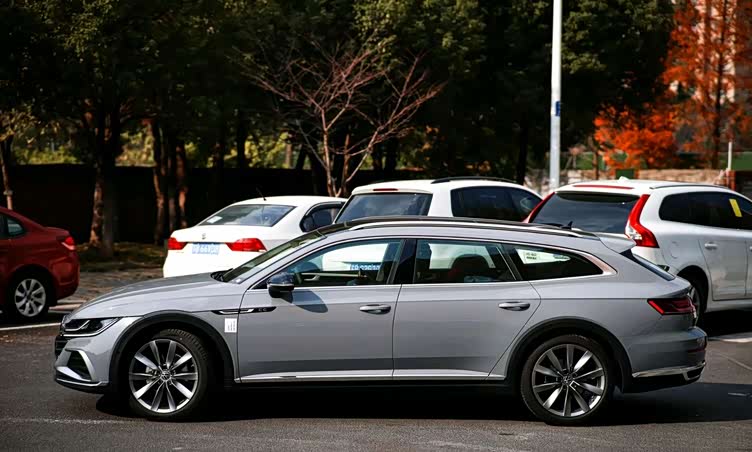 水泥灰涂装更犀利!大众cc"猎装版"面临售价调整