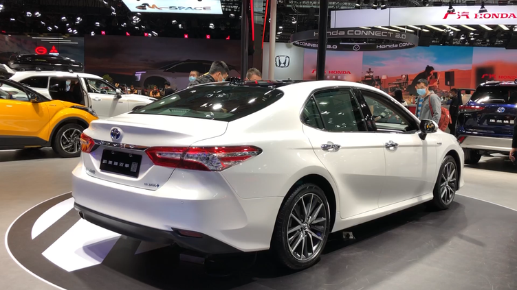 雅阁才1378w凯美瑞迈腾最高降幅38万三款b级买哪款好