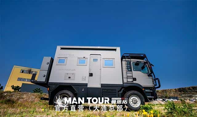 中国重汽越野房车曼恩拓原厂一款不到200万的房车