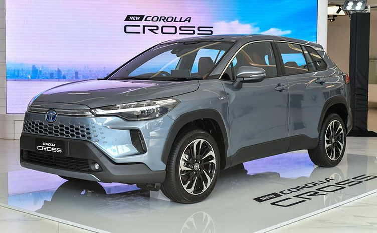 新款丰田corollacross泰国发布18ldualvvti引擎140ps