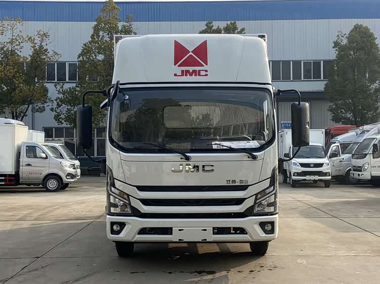 国六42米江铃新凯运蓝牌宽体冷藏车