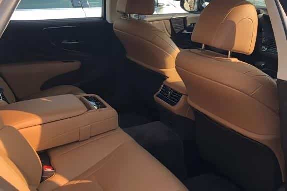 79万买凌志ls350入门级面对他人建议小哥一语不发