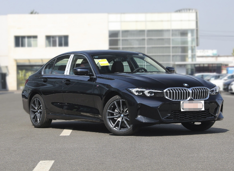 宝马3系豪华与性能的完美结合