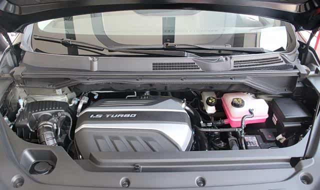 车型对比:上汽大通maxusg50,奥迪a4l,mgone