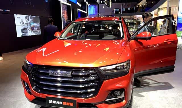 哈弗h6国潮版由老款车型的基础上升级而来,与普通车型有明显区别.