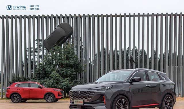 0"的人文关怀,第二代cs55plus以长安新科技智慧美学,开启cs序列新时代