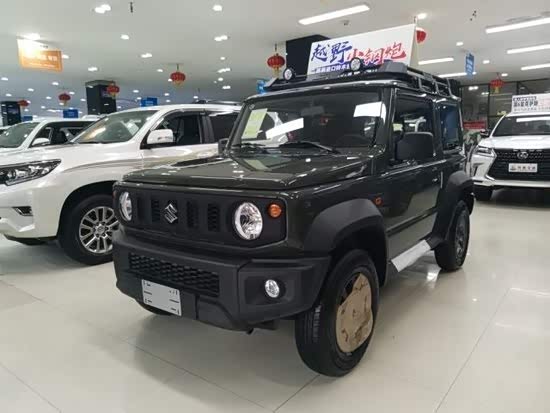 24款铃木吉姆尼15l22万起越野小钢炮