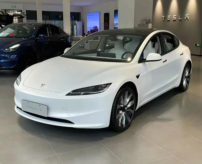 特斯拉model 3深度评测:创新还是不变?