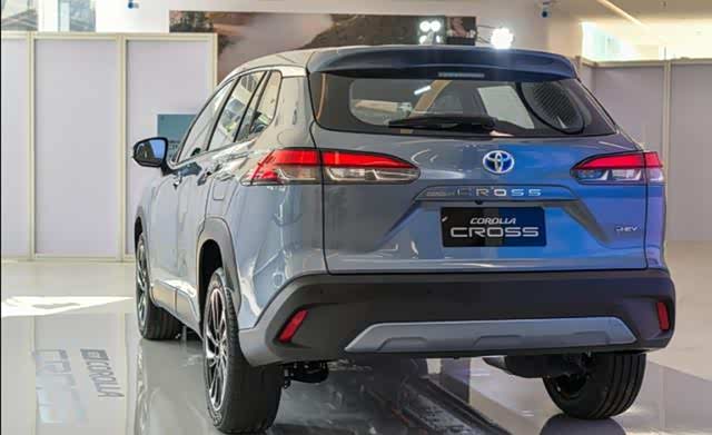 全新丰田卡罗拉cross在泰国首发搭载18l售价约合25万左右
